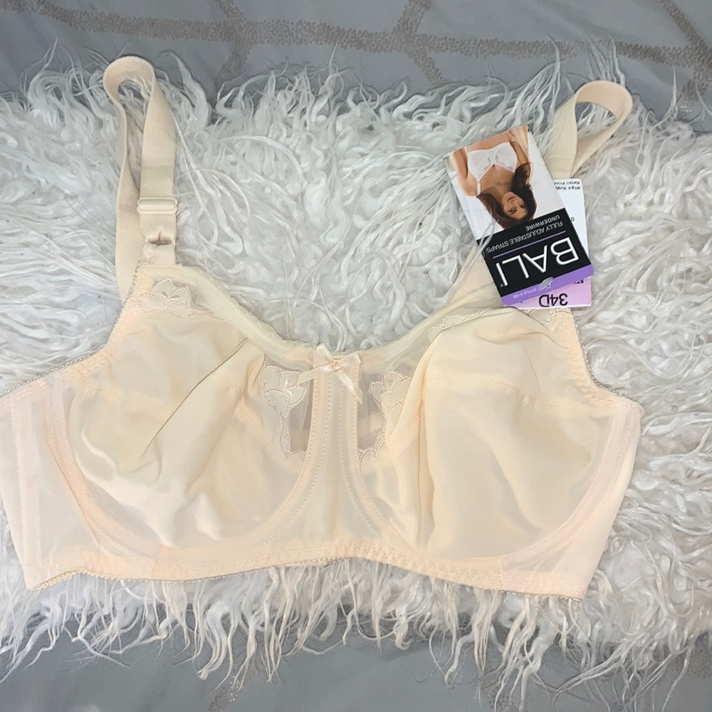 34D Bra